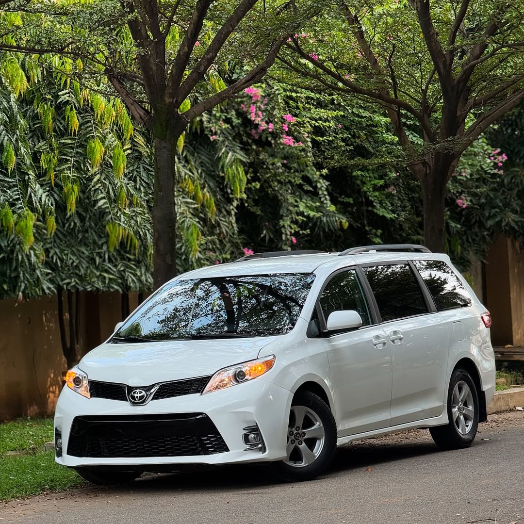 2019 Toyota Sienna for sale in Nigeria