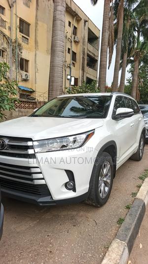 2017 Toyota Highlander for sale in Nigeria