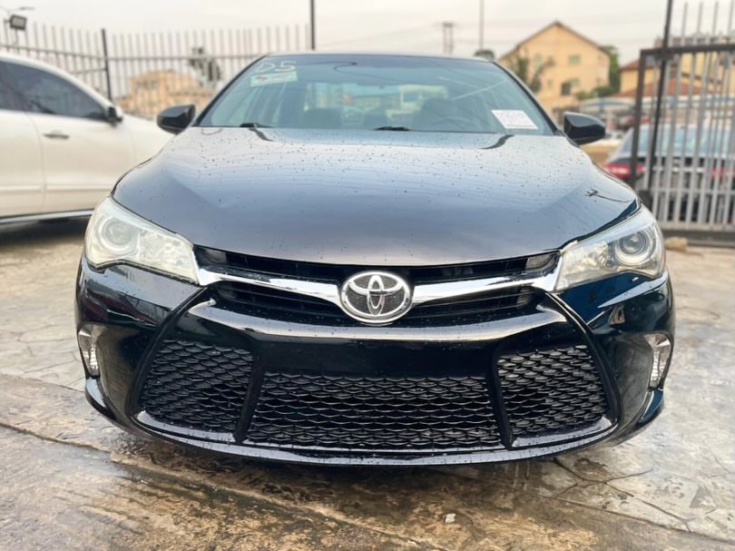 2017 Toyota Camry for sale in Nigeria