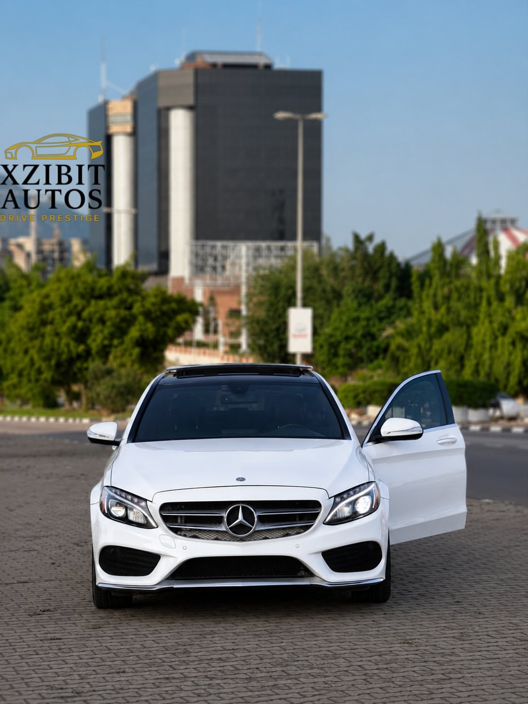 Mercedes ⚡️⚡️ Extremely clean Foreign Used C400 with duty paid in excellent condition for sale in Nigeria