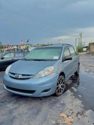 2006 Toyota Sienna for sale in Nigeria