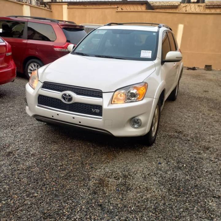 2010 Toyota Rav4 for sale in Nigeria