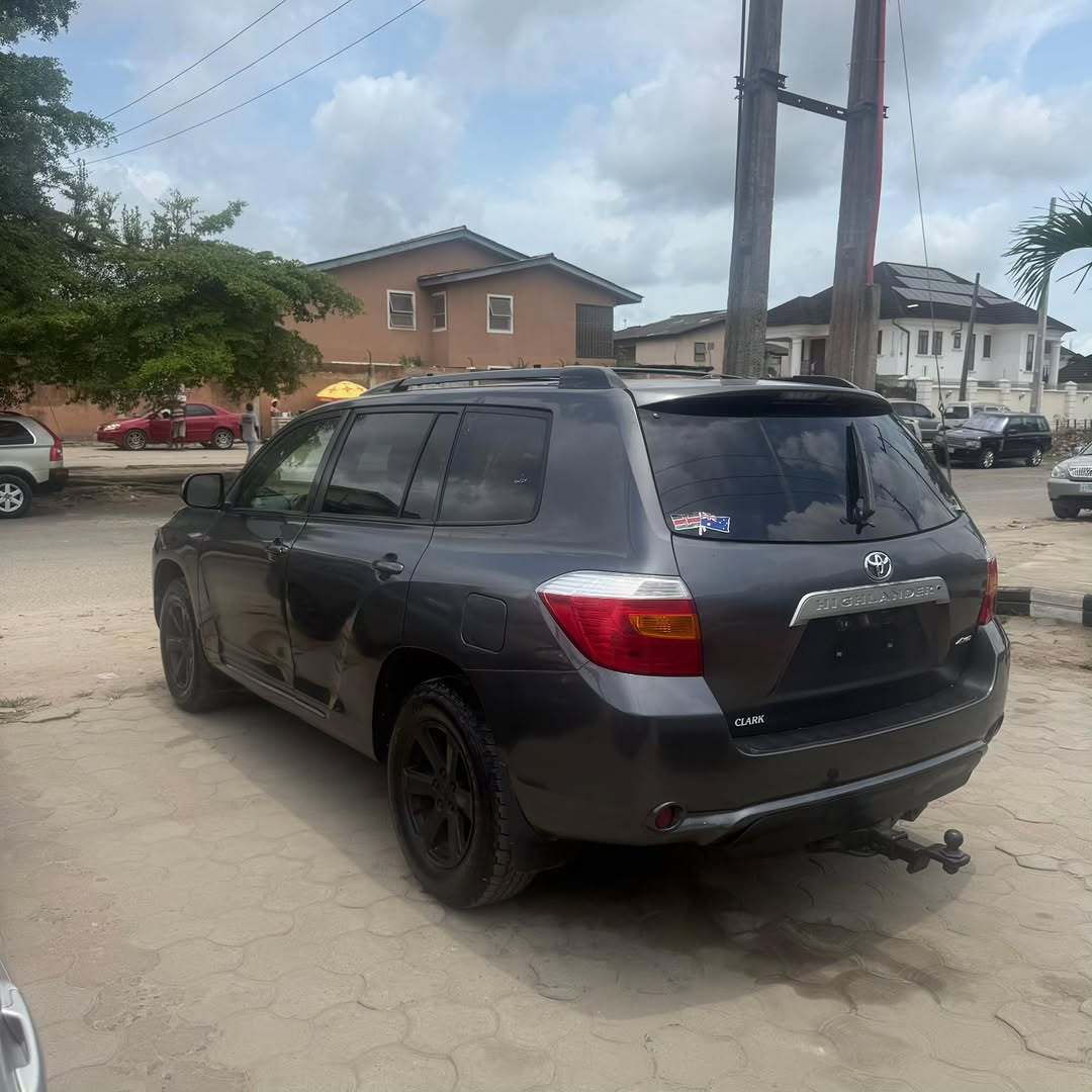 2010 Toyota Highlander for sale in Nigeria