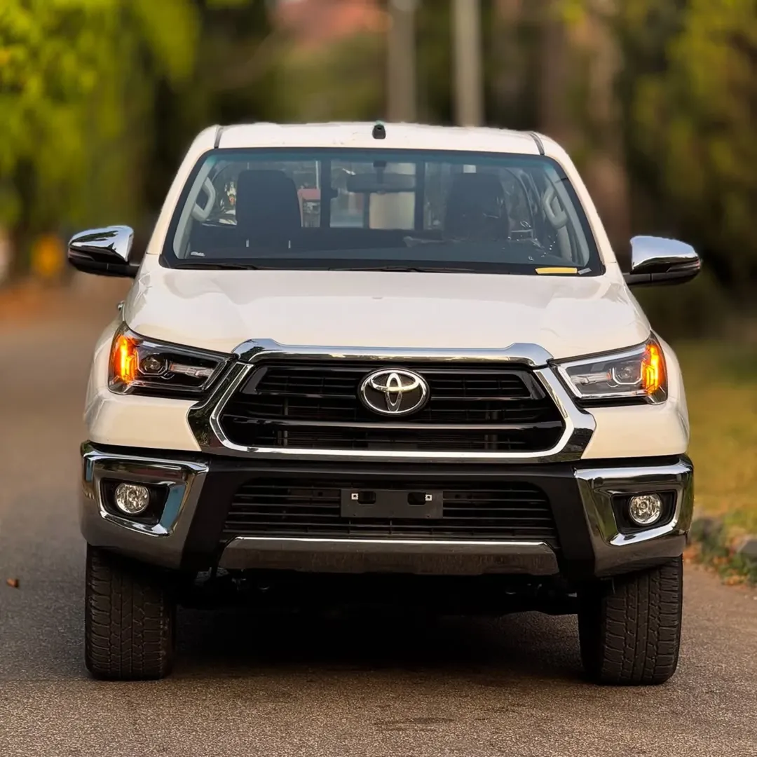 2025 Toyota BRAND NEW HILLS Sr5 MODEL GOING FOR JUST💰 ₦60,000,000. for sale in Nigeria